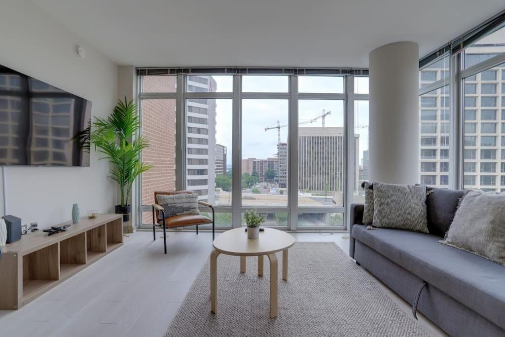 Wonderful 2Br Apartment At Crystal City Arlington Zewnętrze zdjęcie