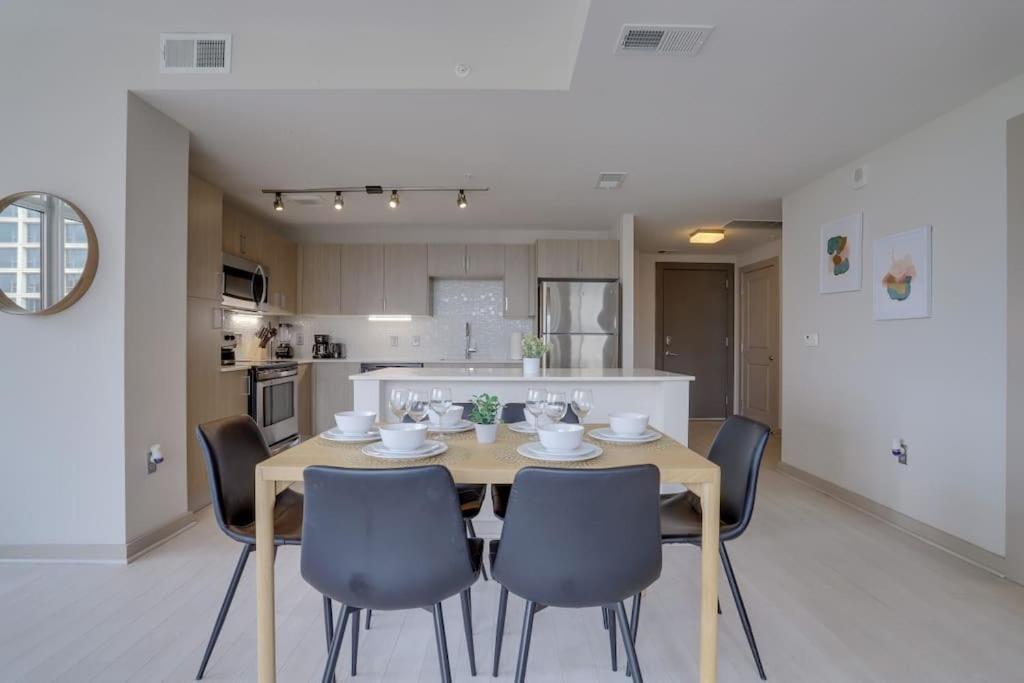 Wonderful 2Br Apartment At Crystal City Arlington Zewnętrze zdjęcie